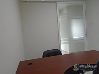 Se renta oficina en zona 10, muy bien ubicada!! - 3