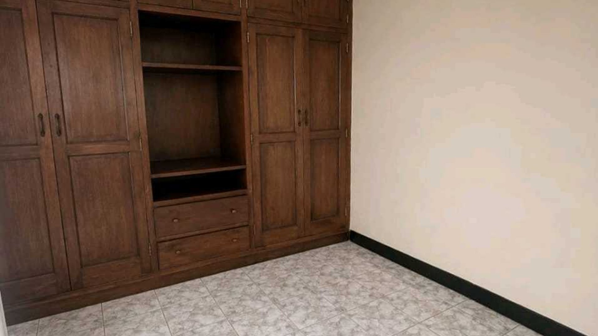 CASA EN VENTA???? San Cristóbal, zona 8 de Mixco - Miniatura 3