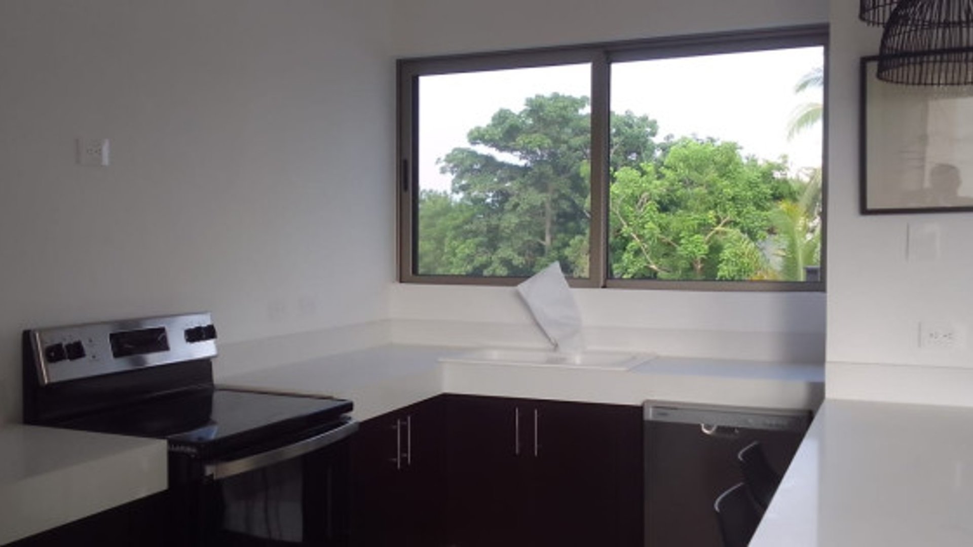 Espectacular villa amueblada en renta en Monterrico - Miniatura 4