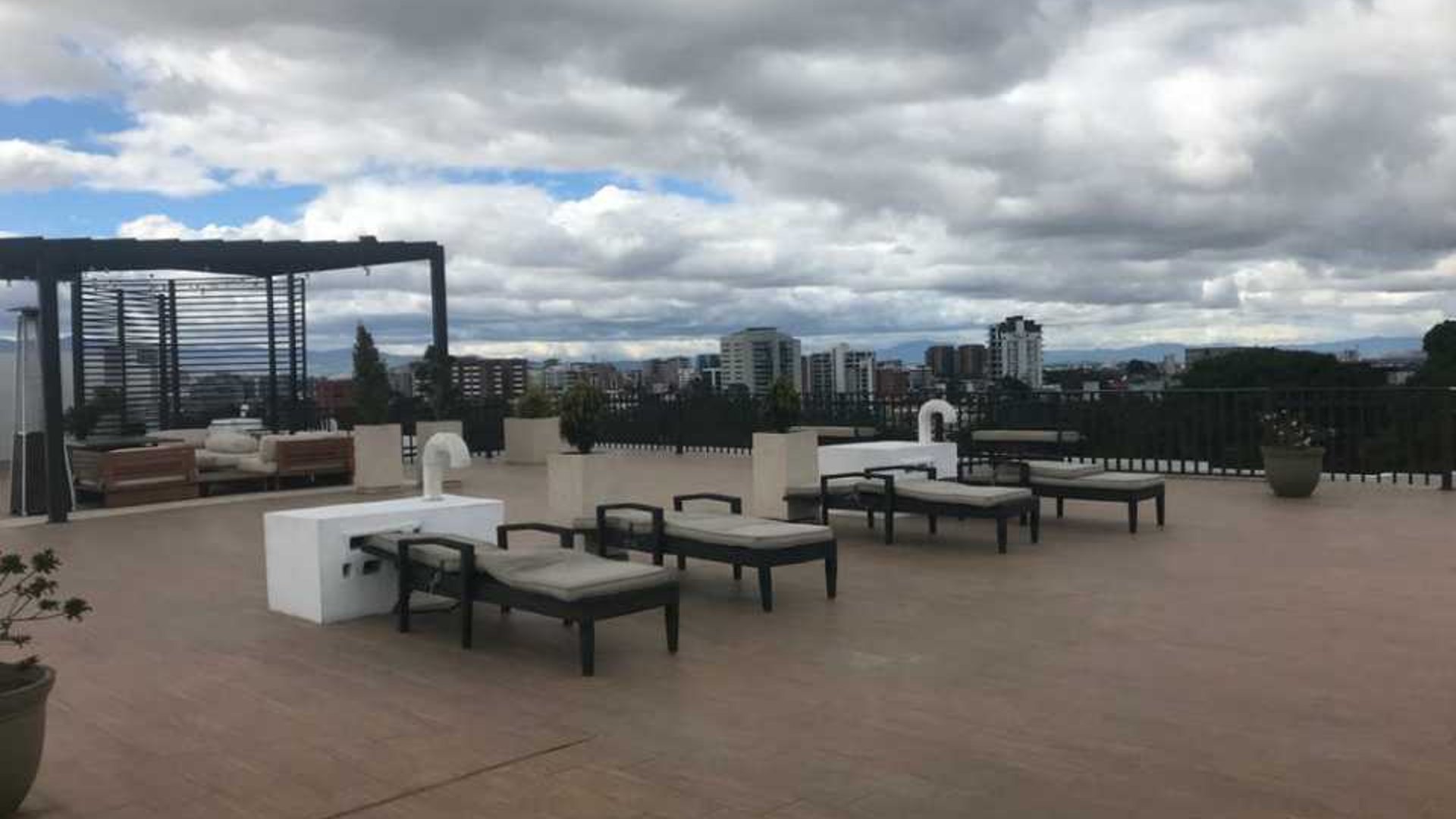 Vendo apartamento  Zona 14, Edificio Garcés de la Villa - Miniatura 22