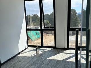 RENTA DE OFICINA EN CAES - 4