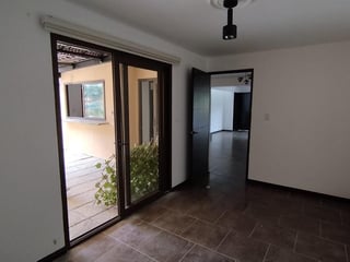 📍 CASA EN RENTA Y VENTA – CUMBRES DE LA ARBOLEDA | KM 21.5 CAES - Image 6