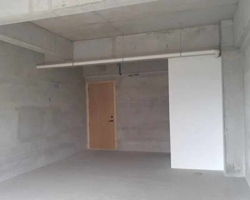 Oficina en renta en edificio céntrico de zona 10 Ref-5411