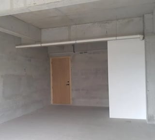 Oficina en renta en edificio céntrico de zona 10 Ref-5411