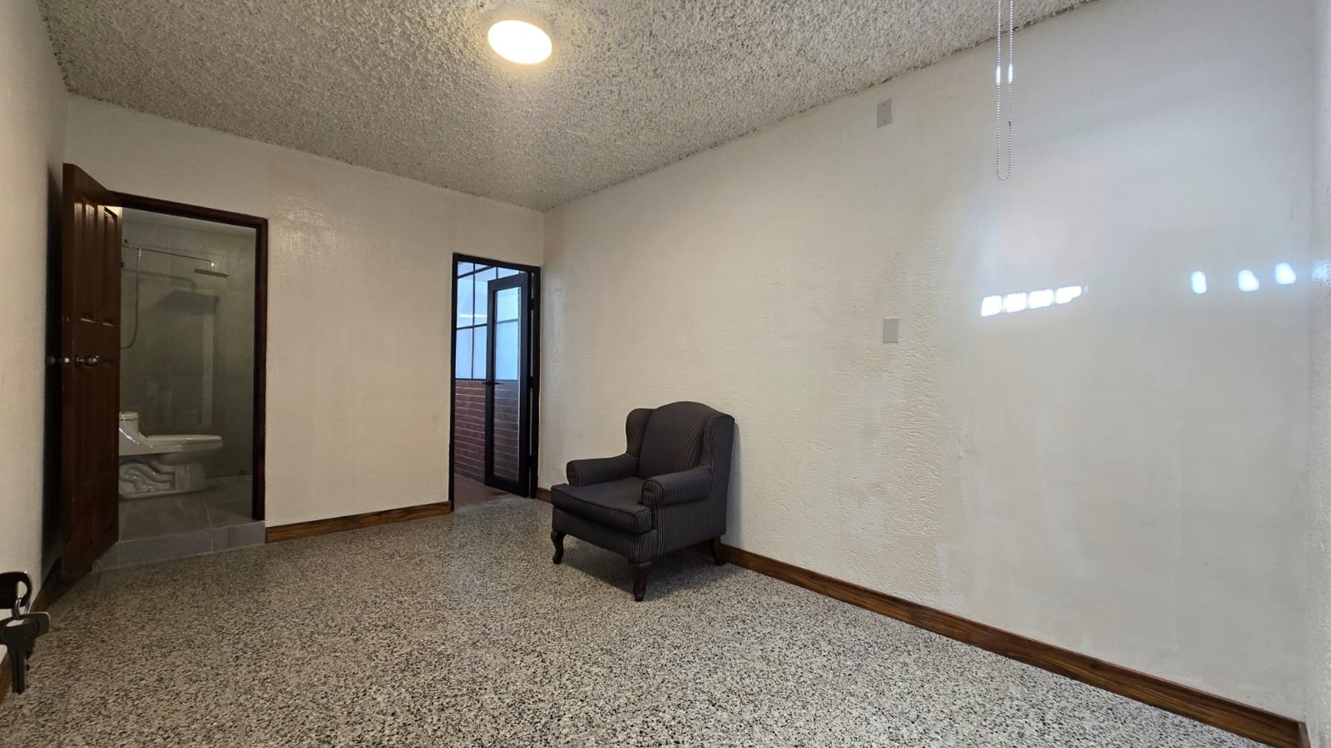 RENTA Apartamento Zona 15 VH3 Sobre Boulevard  - Miniatura 3