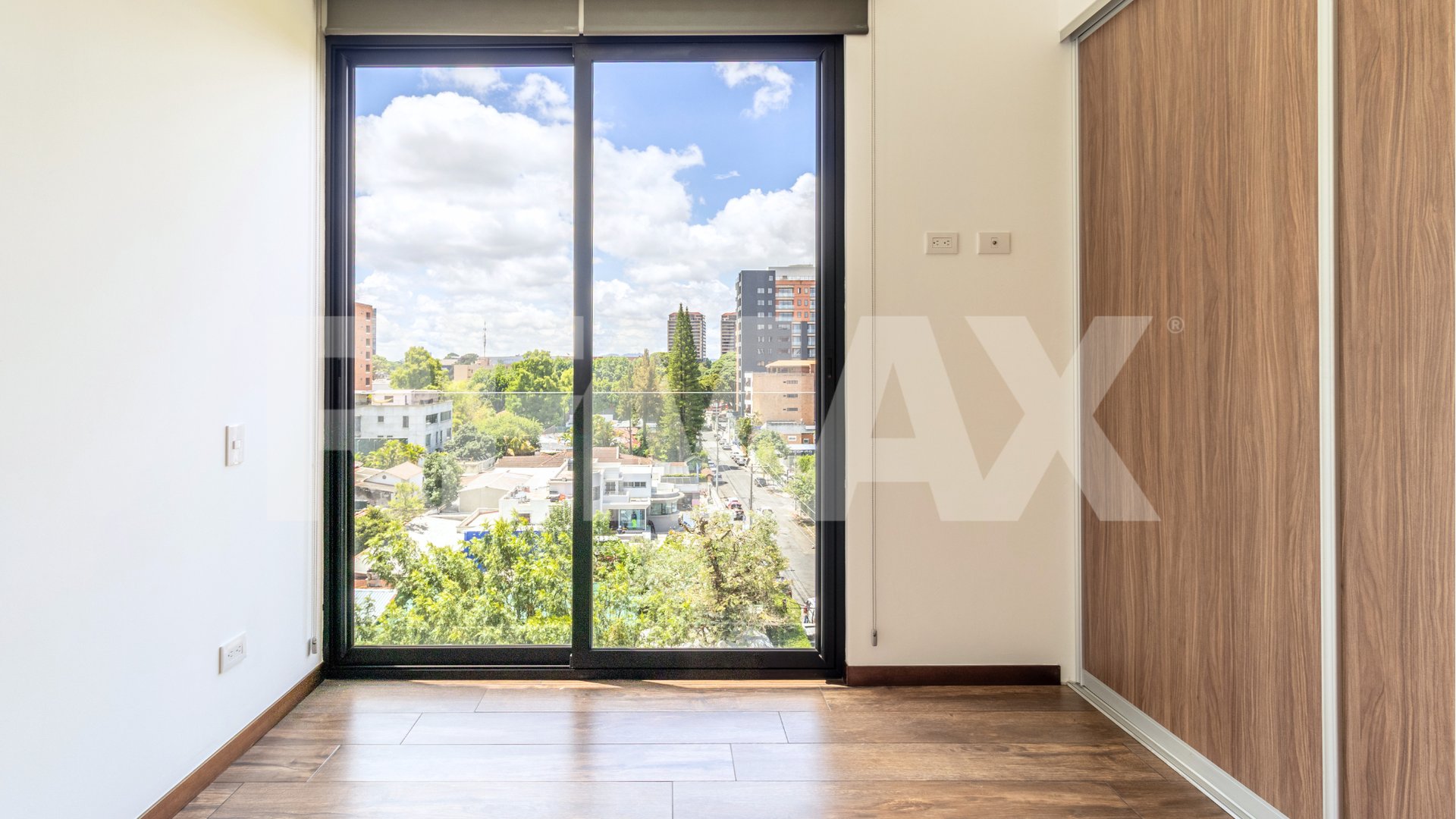 Moretti, Apartamento en Renta en Zona 10 - Miniatura 7