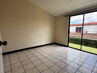 Casa de 3 habitaciones en renta con jardín en renta en KM 19.5 CAES - 3