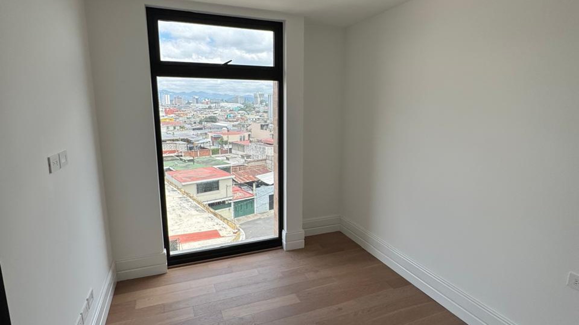 ???? APARTAMENTO EN VENTA – 3 HAB  | EDIFICIO CÉNTRICO | ZONA 5 - Miniatura 7
