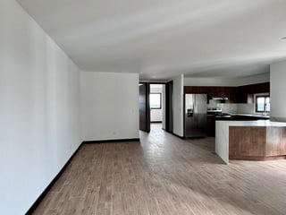 Apartamento en renta con linea blanca de 3 habitaciones Z10 Ref-5627 - 2