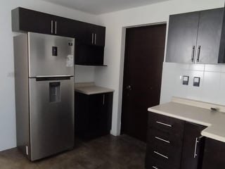 📍 CASA EN RENTA Y VENTA – CUMBRES DE LA ARBOLEDA | KM 21.5 CAES - Image 3