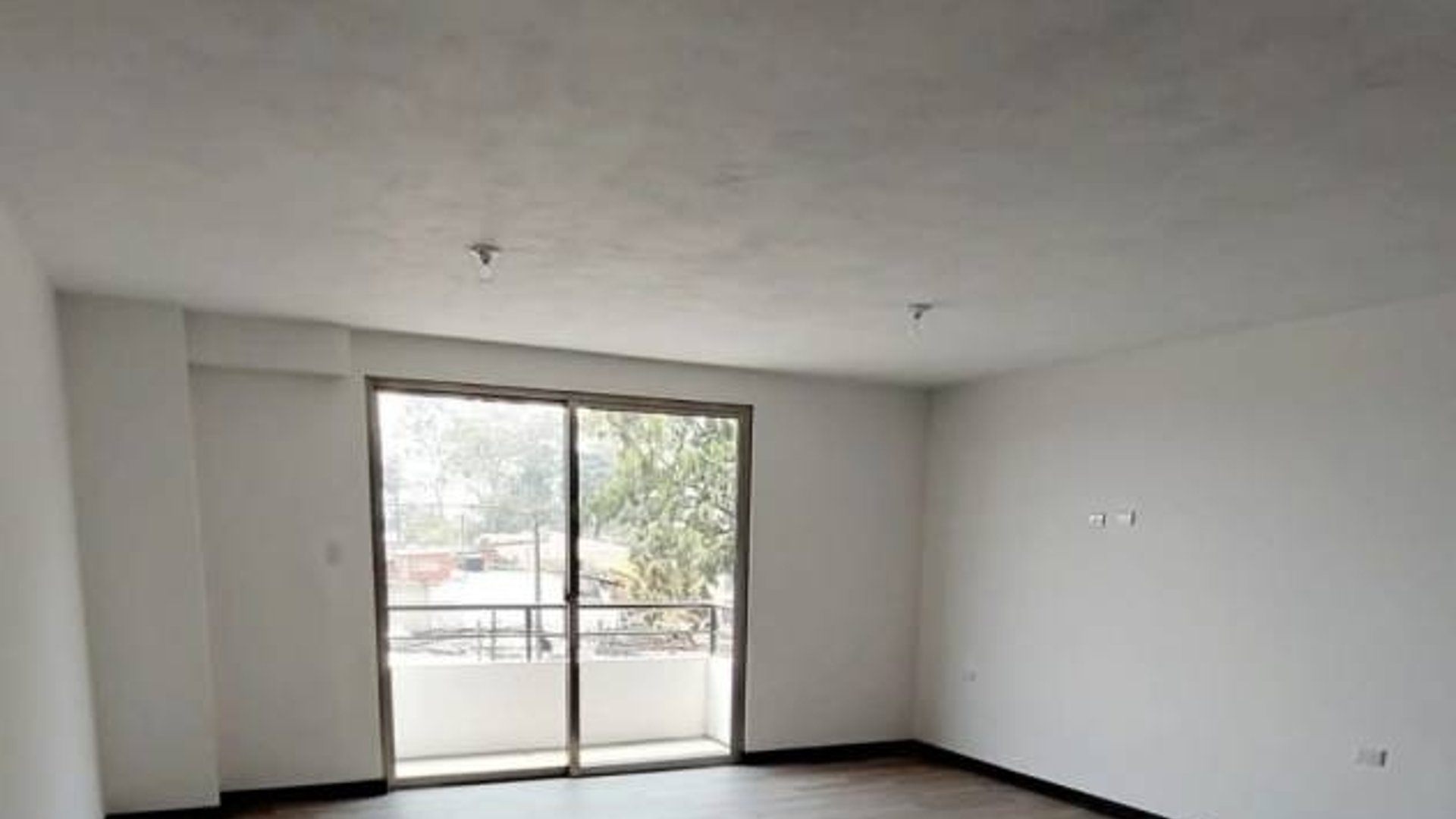 Apartamento en Venta, Zona 11 (V9964)