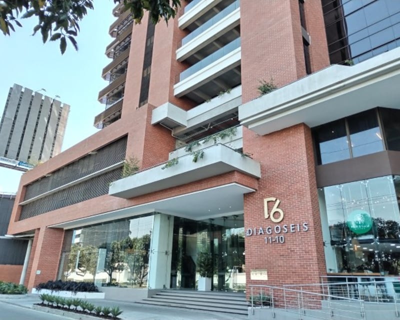 Oficina en Alquiler Zona 10 Guatemala