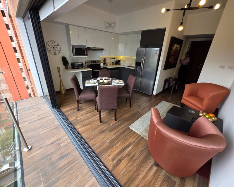 Apartamento amueblado de 1 habitacion en renta en zona 10 Ref-5291