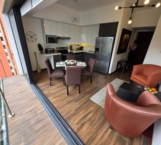 Apartamento amueblado de 1 habitacion en renta en zona 10 Ref-5291