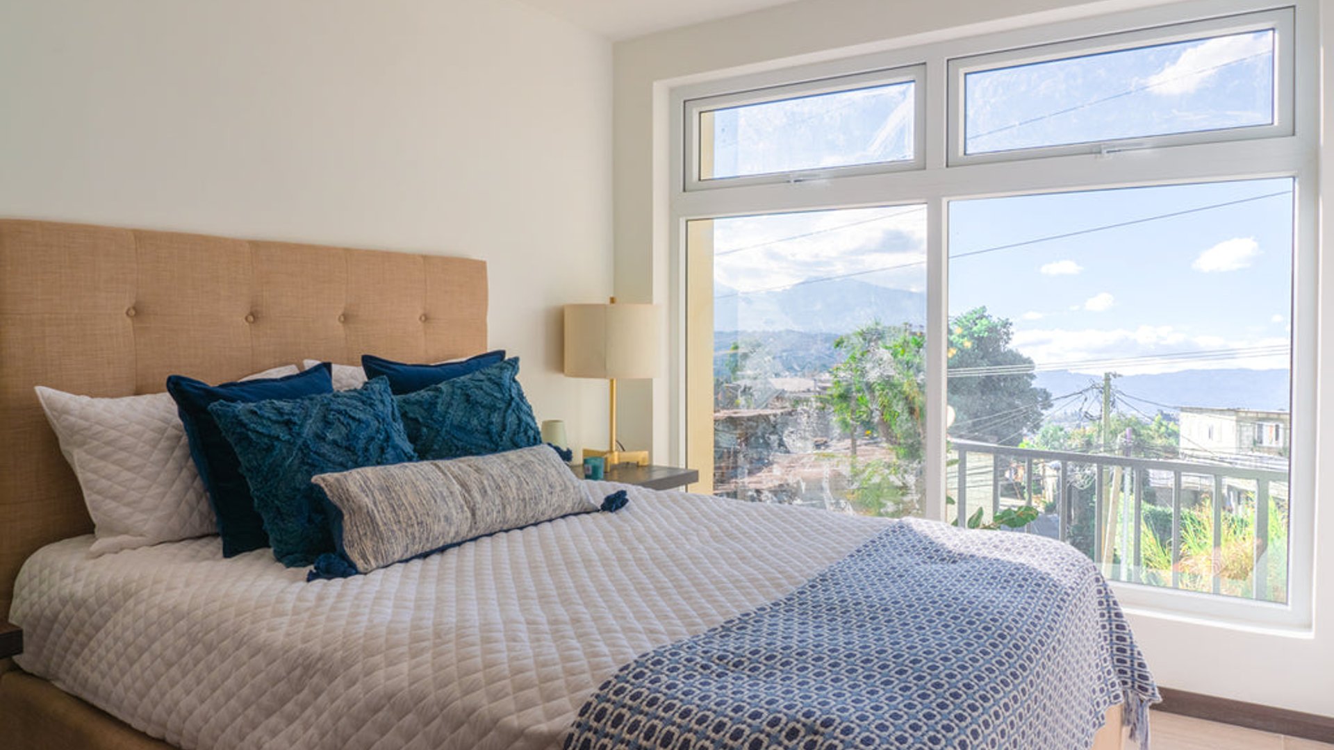 Apartamento en venta Edificio Cento Cuchilla del Carmen Santa Catarina Pinula - Miniatura 3