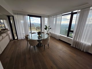 Apartamento Penthouse en venta - 4 habitaciones - zona 10 Ref-5052 - 3