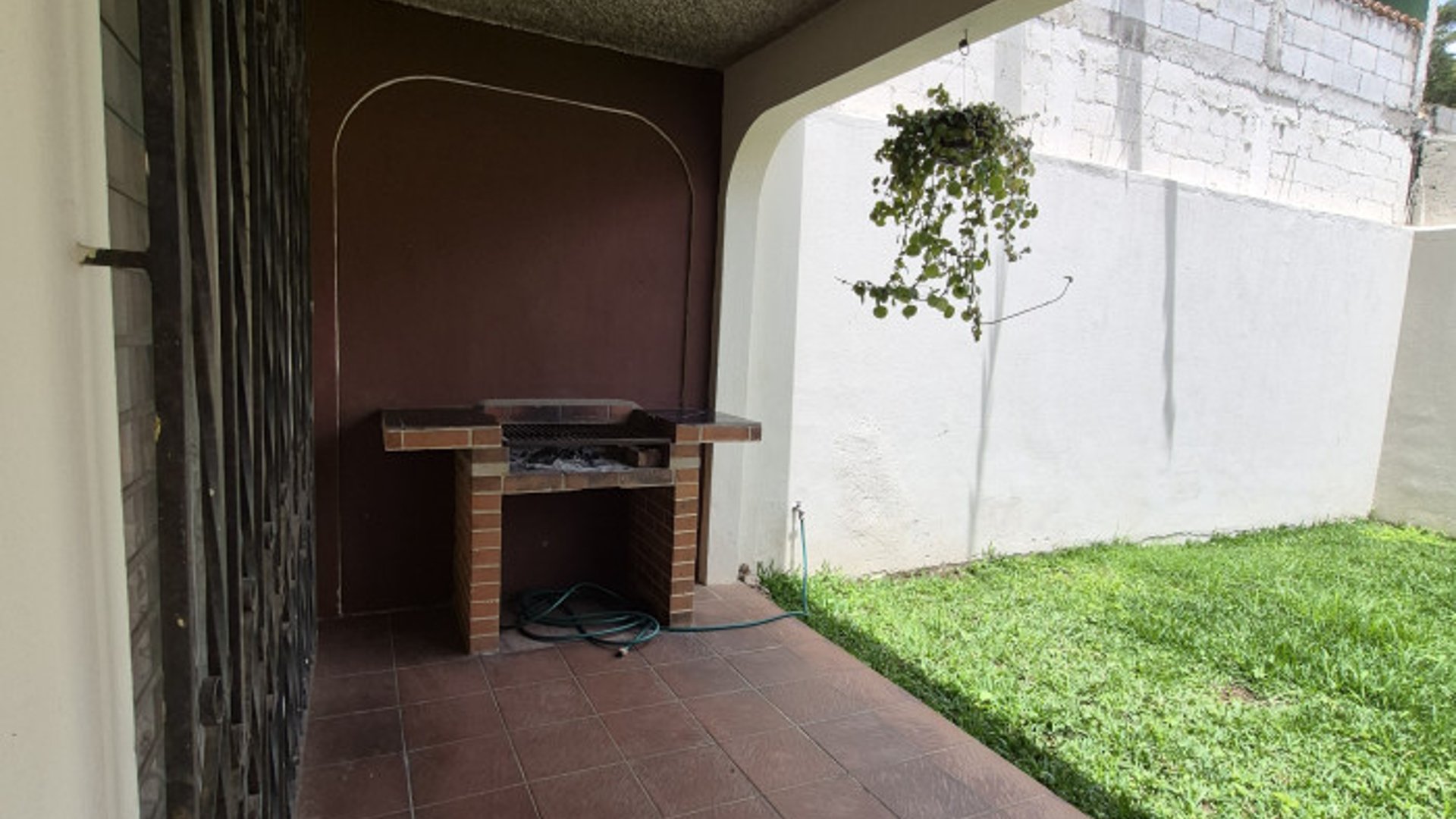 Casa en venta en Bosques de San Nicolás zona 4 Mixco - Miniatura 5