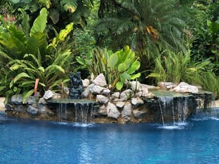 Casa, rancho y bungalows frente al río – Río Dulce - Image 6