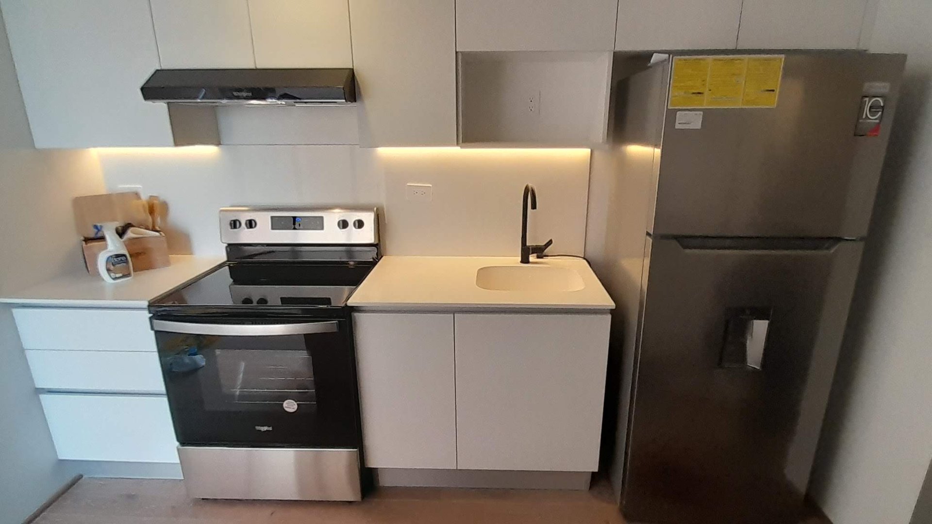 Moderno Apartamento en Venta, Nivel 8 con Amenidades Premium | Guatemala - Miniatura 2