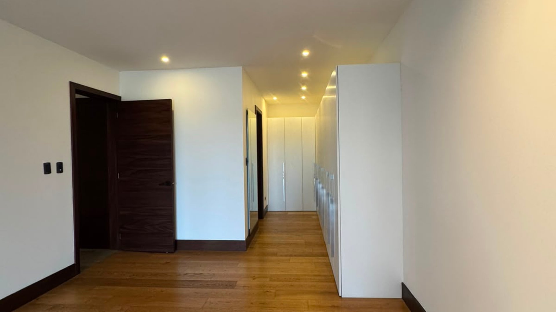 ???? APARTAMENTO EN RENTA – 2 HAB + BALCÓN | ZEN CAYALÁ | ZONA 16 - Miniatura 9