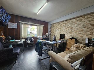 VENTA Propiedad Zona 9 Avenida la Castellana - 4