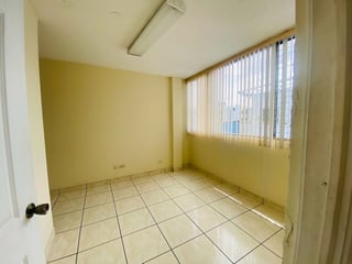 Clinica en Renta en Centro Medico 1,  Zona 10 - 5