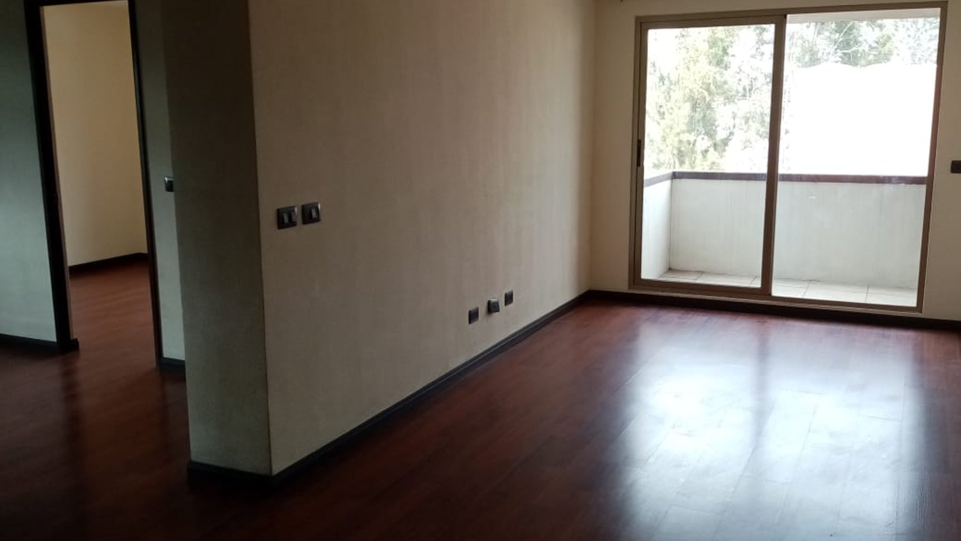 Alquilo Apartamento en Jardines de las Charcas Zona 11 /D - Miniatura 2