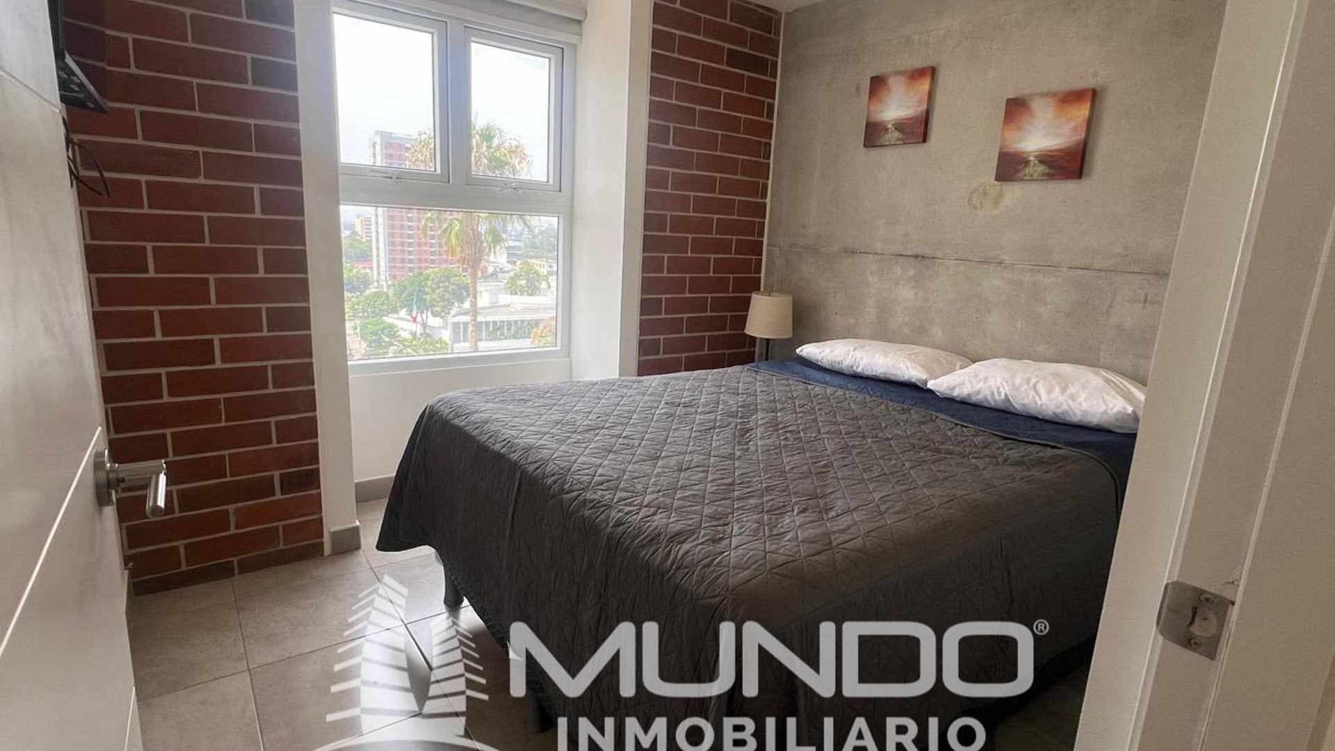 APARTAMENTO AMUEBLADO EN RENTA ZONA 10 - Miniatura 2