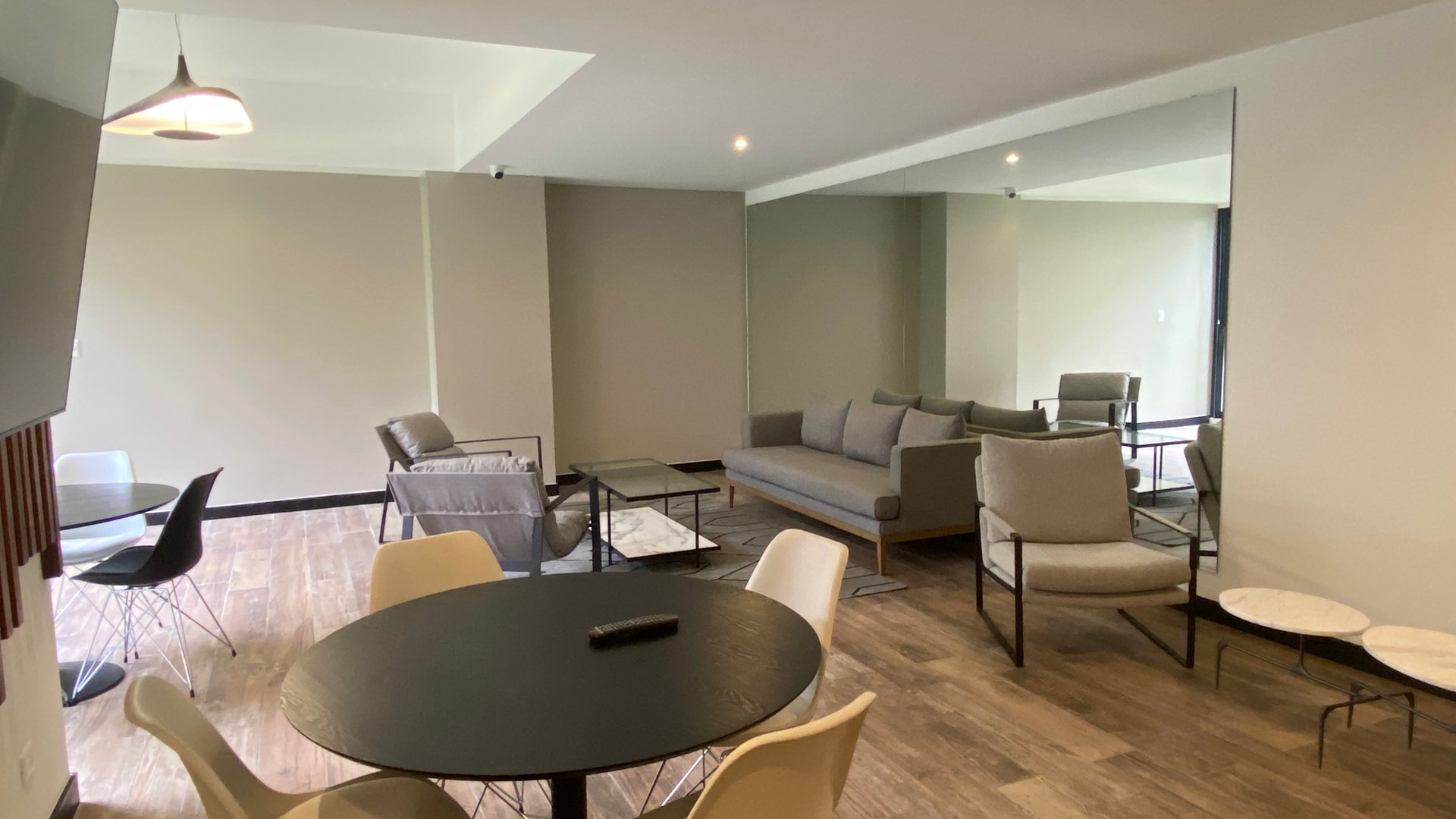 Amplio apartamento en venta zona 16 - Miniatura 20