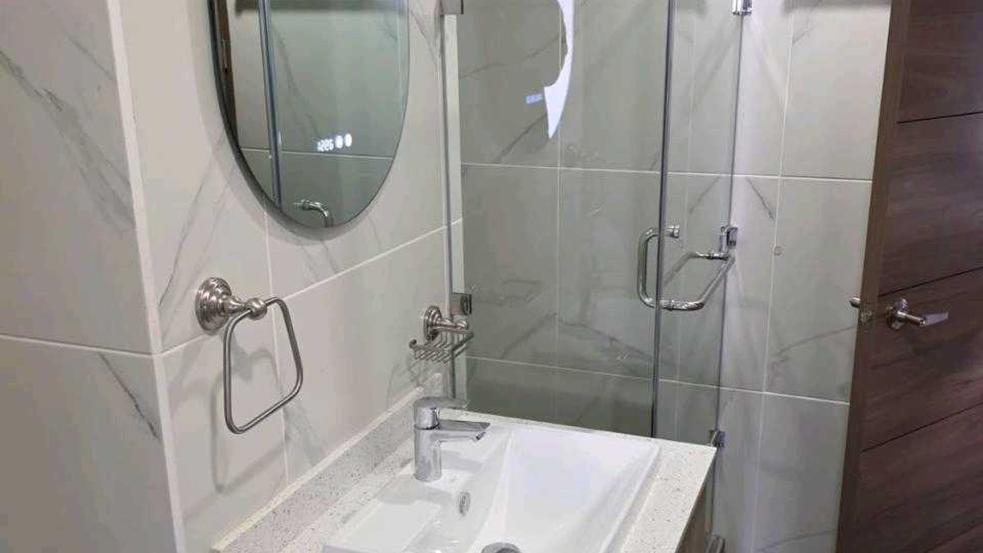 APARTAMENTO EN ALQUILER???? Edificio Privé, Zona 15 - Miniatura 8