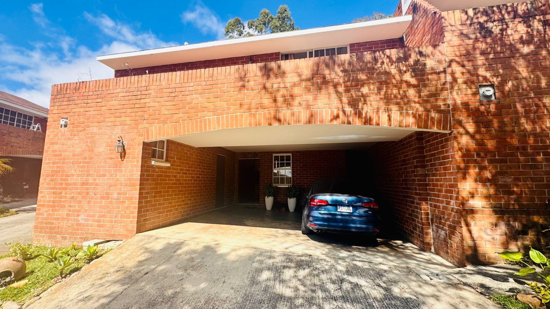 CASA EN VENTA CONDOMINIO JARDINES DE ALTAMURA, CAES Km 17.5