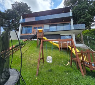 CASA GRANDE EN VENTA EN EXCLUSIVO CONDOMINIO ALTOS DE MONTEBELLO KM 9.5 CAES‼️