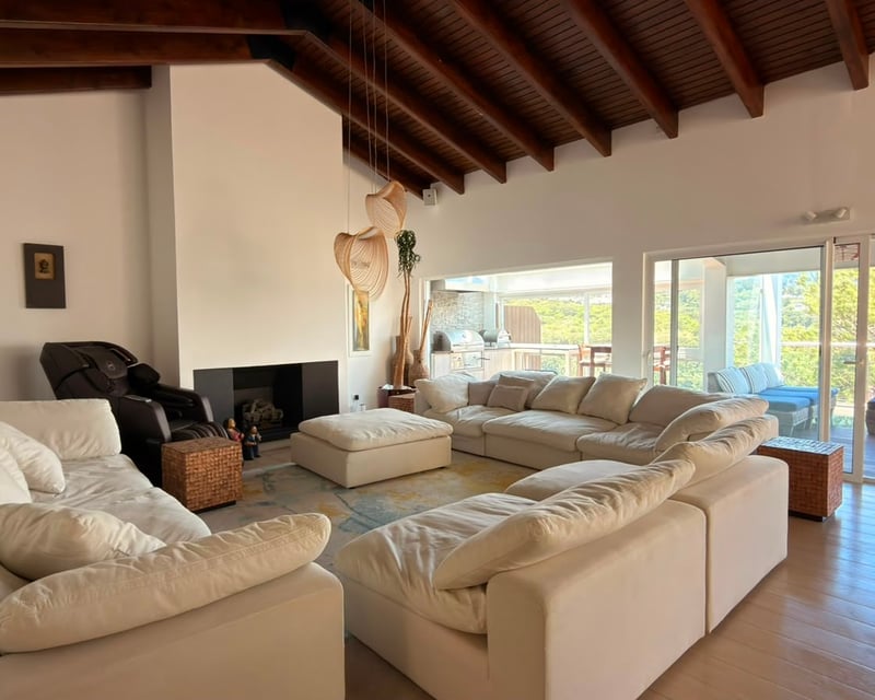 Casa Cañada en Venta, zona 14