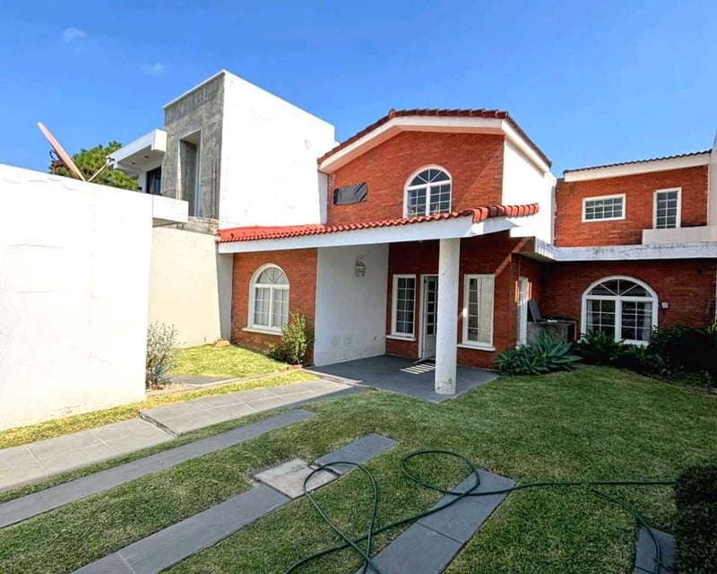 CASA/ VENTA📍Condominio Orquídeas San Cristóbal sector A1 Z.8 de Mixco