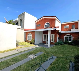 CASA/ VENTA📍Condominio Orquídeas San Cristóbal sector A1 Z.8 de Mixco
