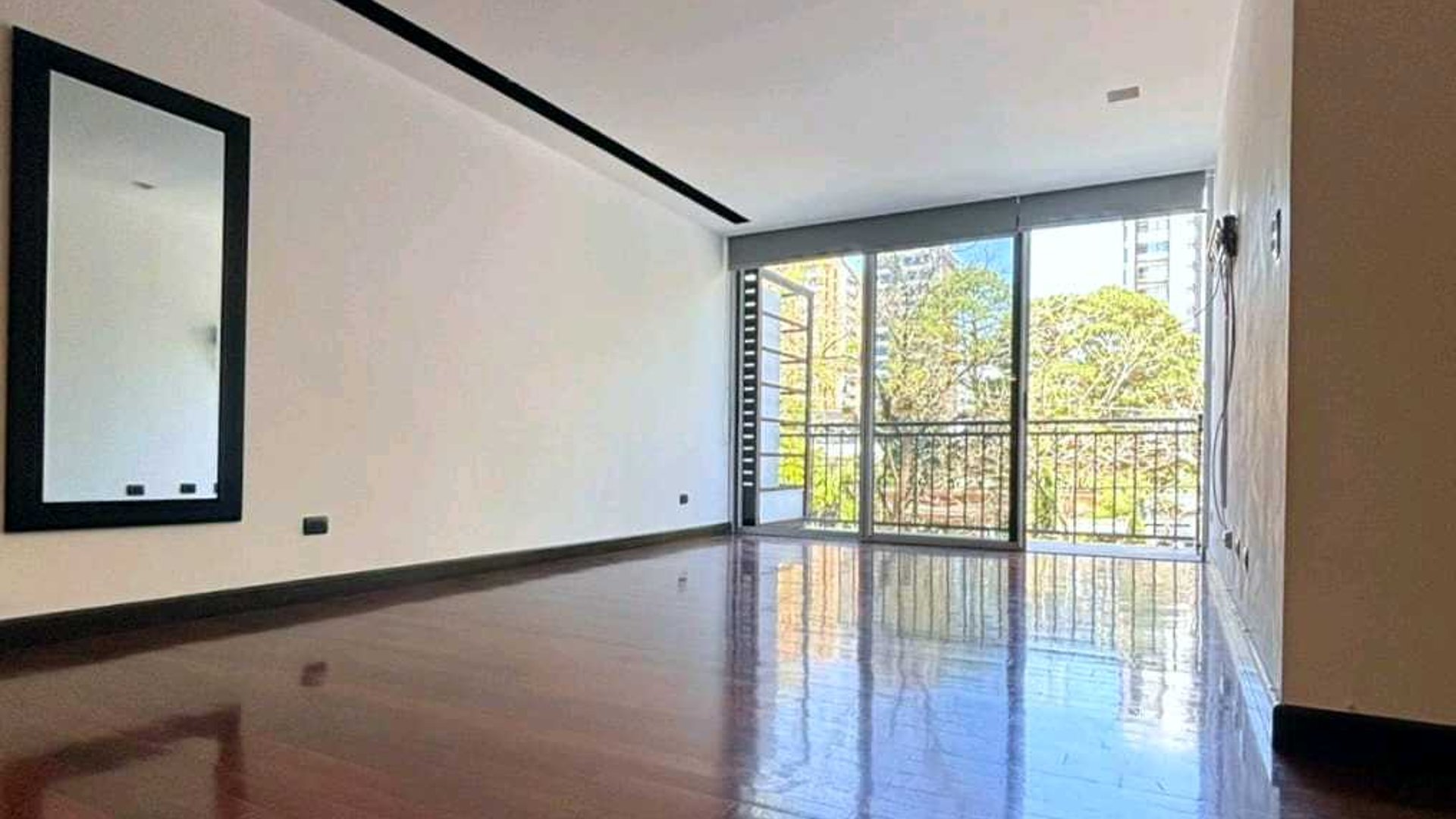 APARTAMENTO EN ALQUILER???? Edificio Midori, Zona 15 Vista Hermosa I - Miniatura 2