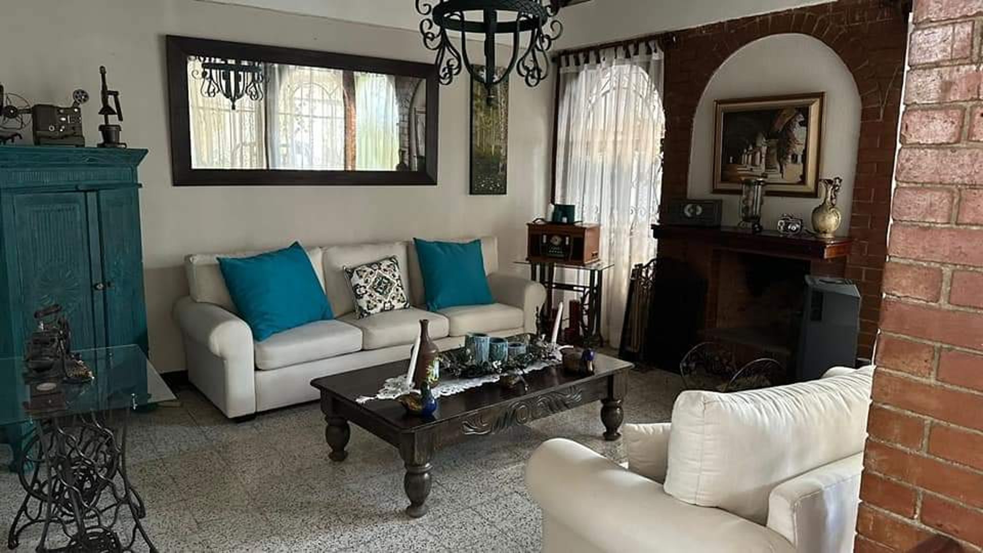 Vendo Amplia Casa en zona 11, Mariscal