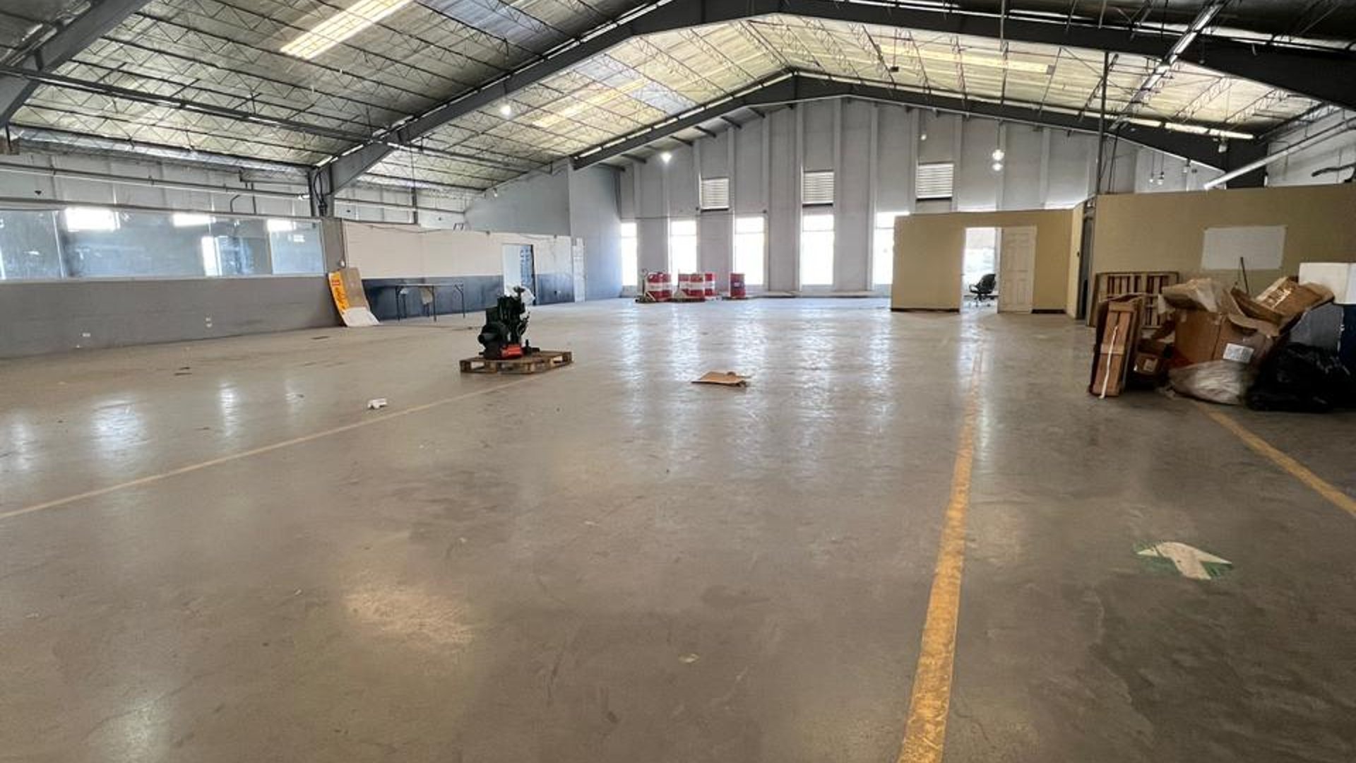 Alquilo Bodega Super Ubicada en zona 12 Atanazio 