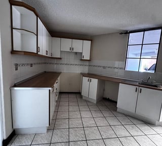 Casa con habitacion de servicio en renta en KM 19.5 CAES Ref-5747