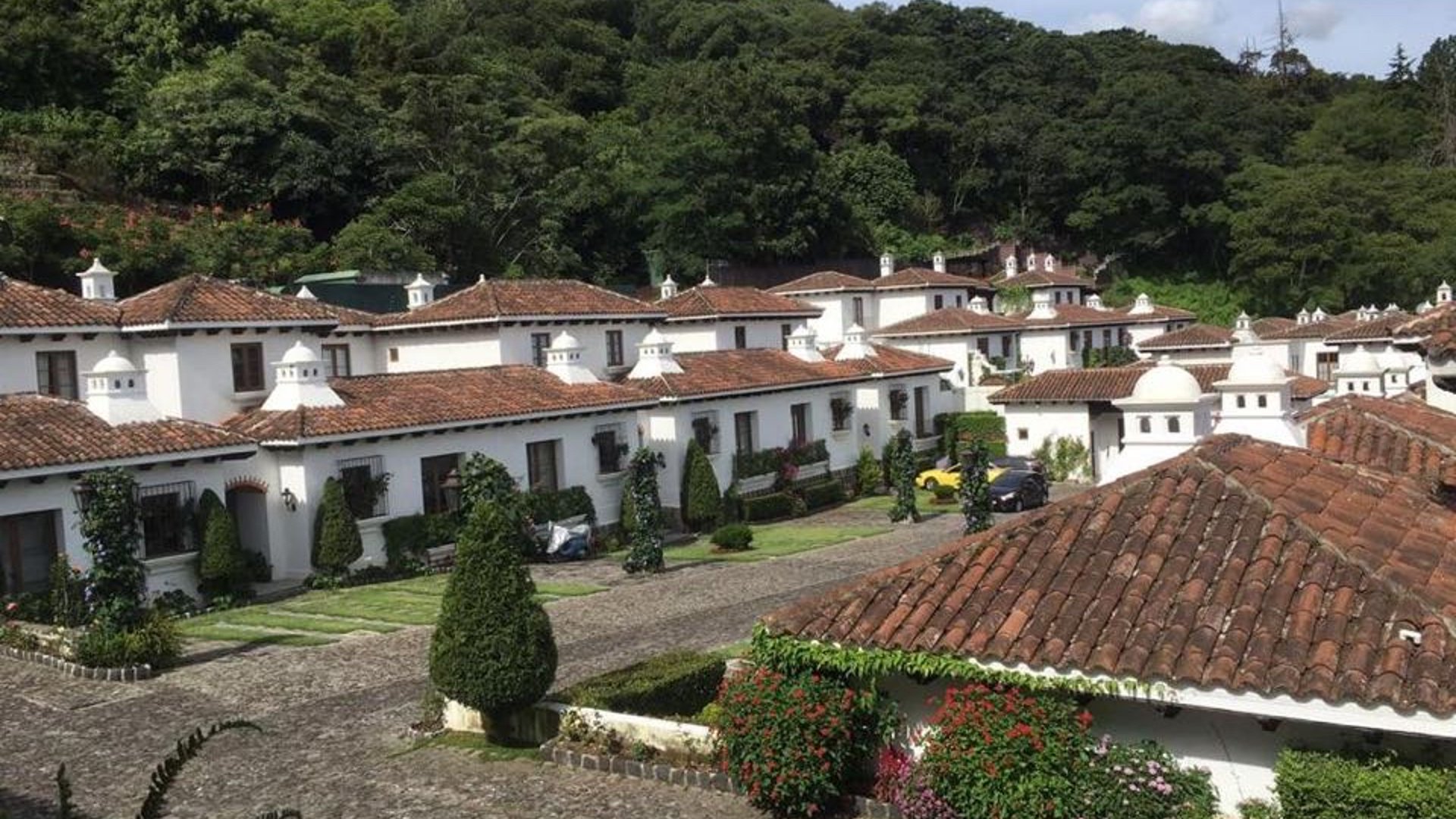 Casa amueblada en venta o alquiler  Antigua Guatemala