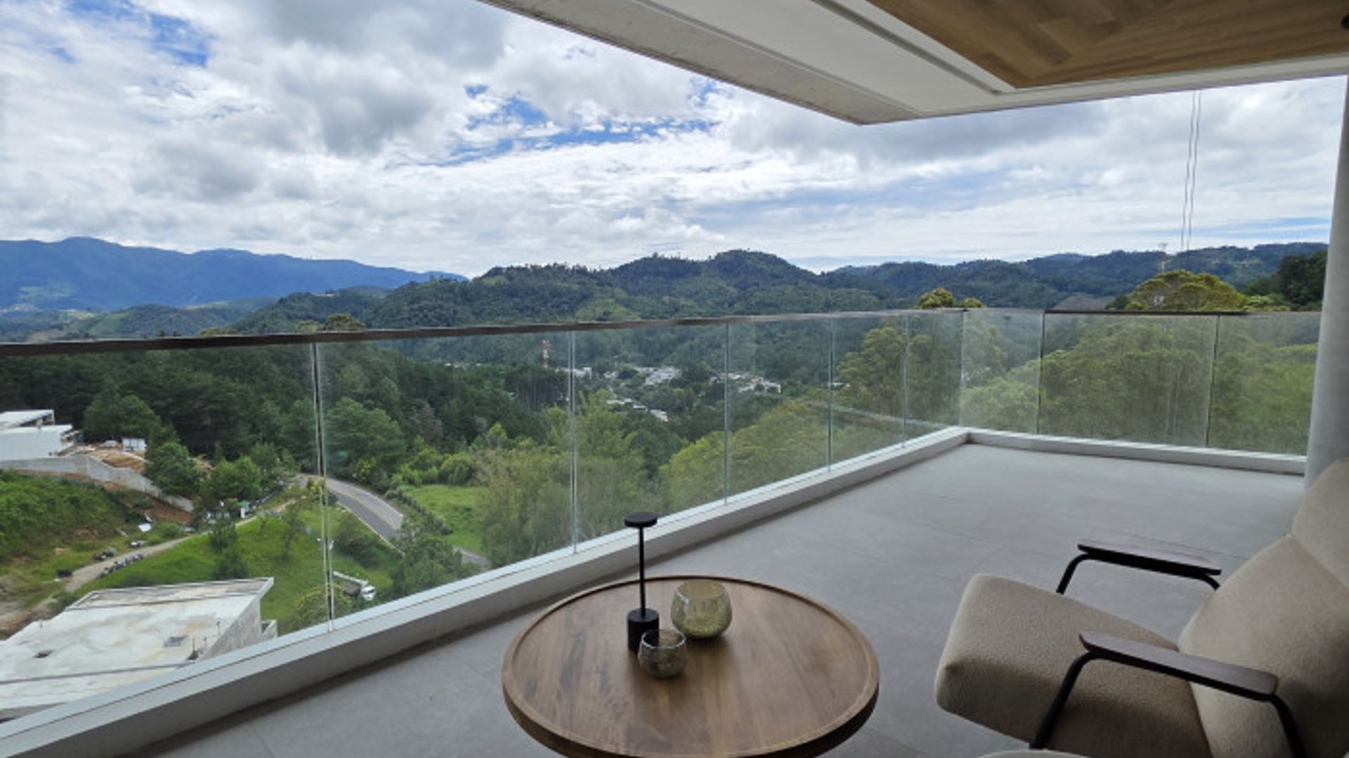 Lujoso Apartamento el Pulte club En venta en zona 16