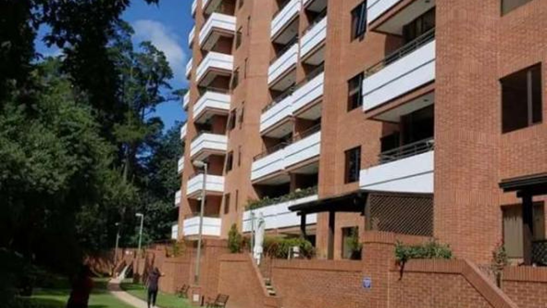 Apartamento Amueblado En Alquiler - En Jardines del Acueducto, Zona 10