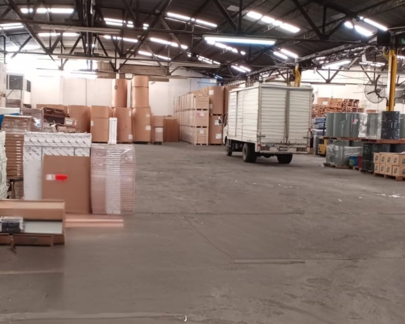Ofibodega en Renta zona 5