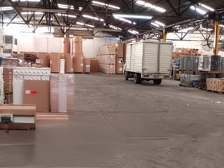 Ofibodega en Renta zona 5 - Image 1