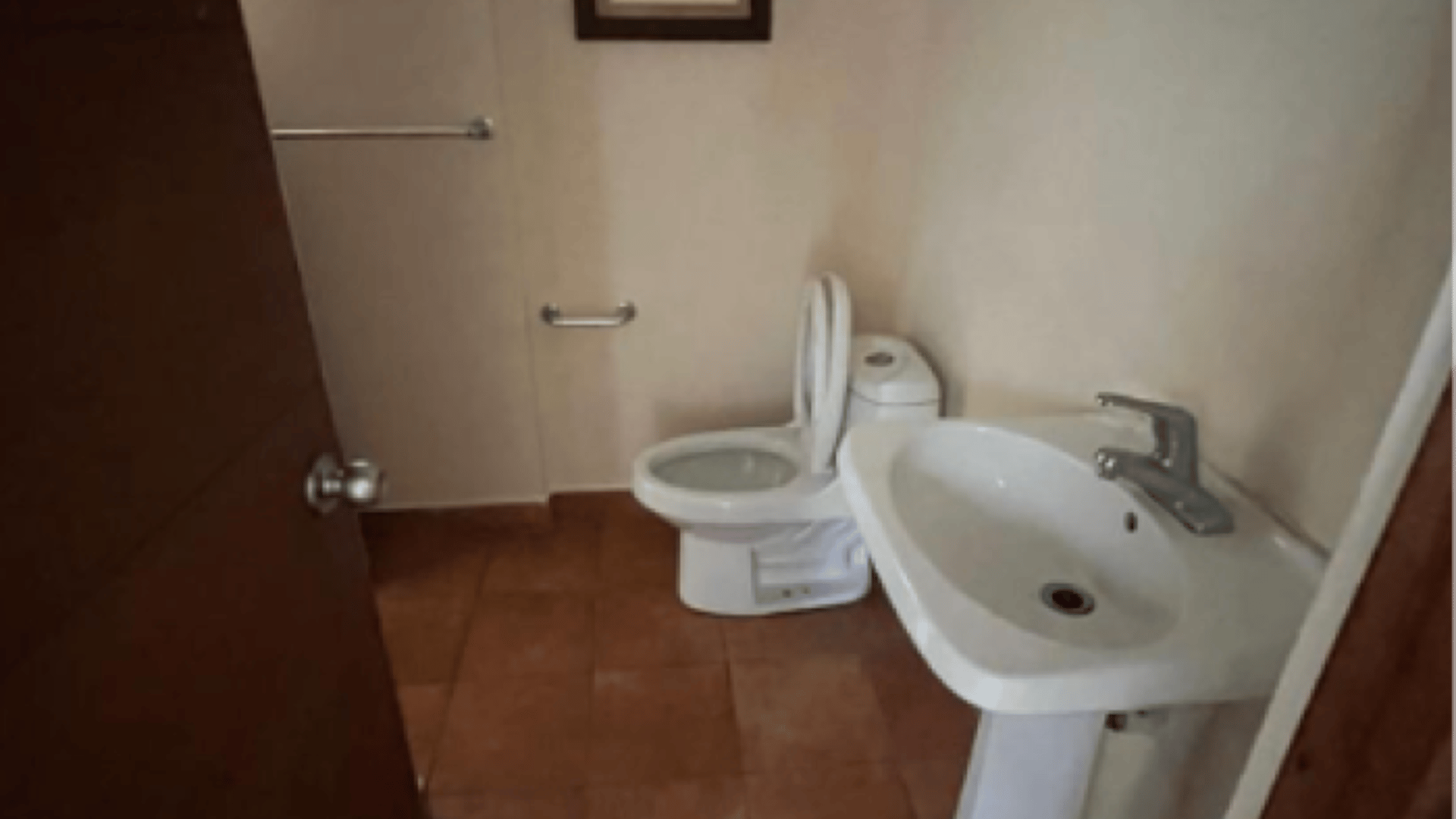 Casa en Venta en Carretera a El Salvador! - Miniatura 18