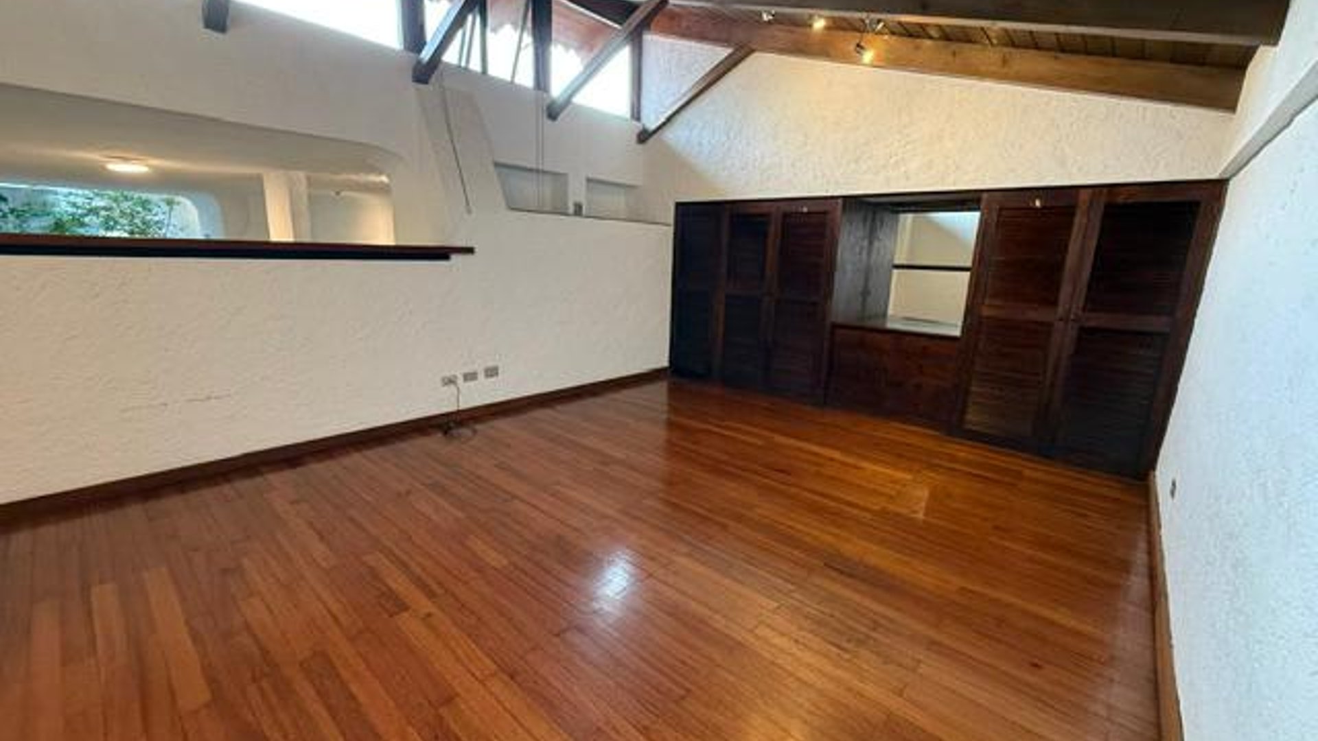EDIFICIO EL PARQUE  Z. 15 APARTAMENTO EN VENTA - Image 1