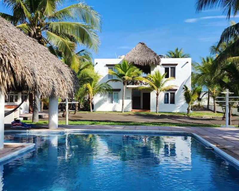 MONTERRICO KM 139 ALDEA CANDELARIA  FRENTE AL MAR CASA EN VENTA