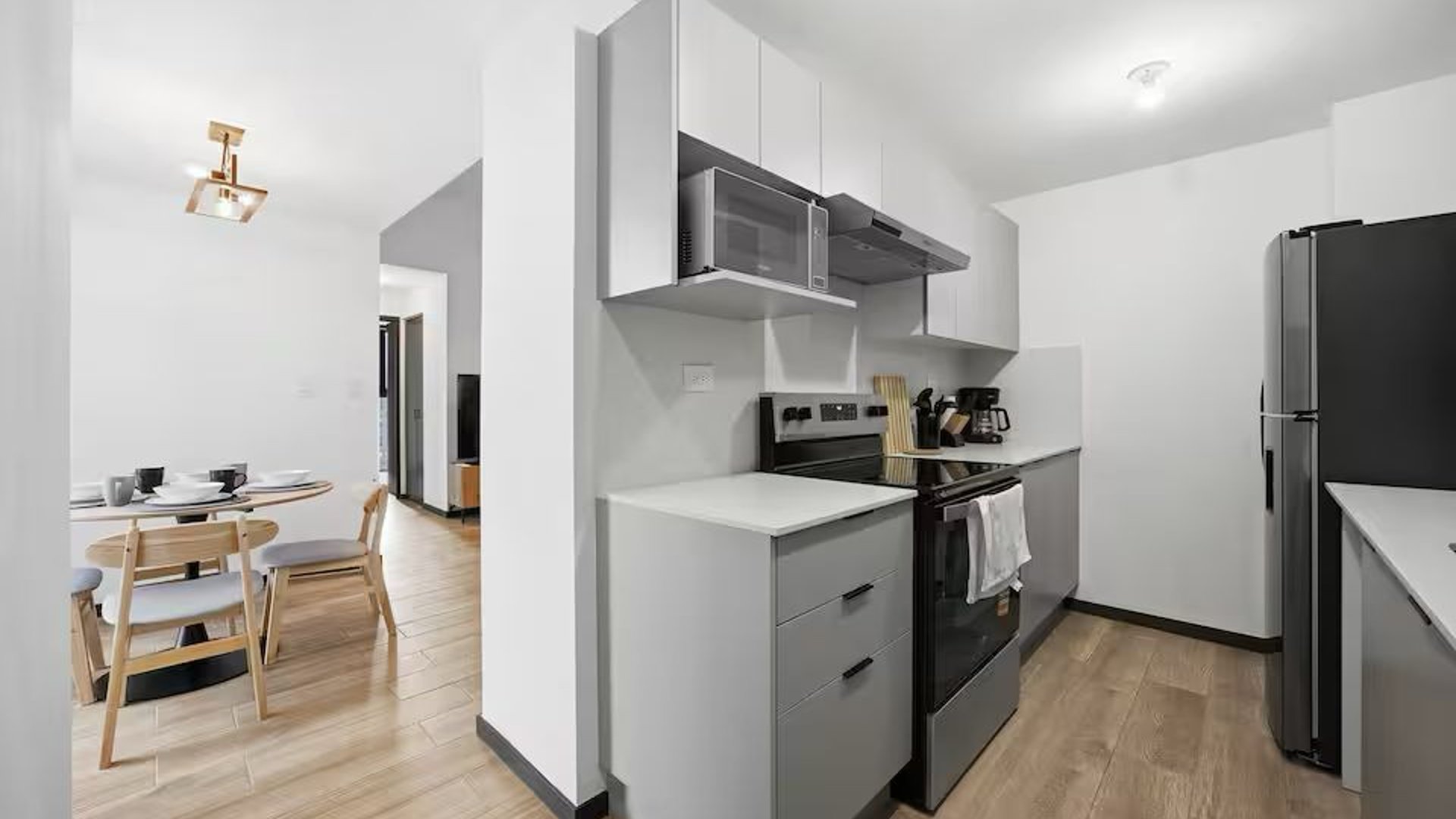 Apartamento amueblado en venta para inversion en zona 11 Ref-5974 - Miniatura 3