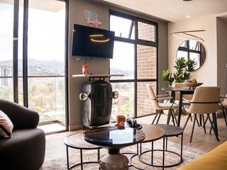 Apartamento Amueblado de Lujo en Renta- Venta  en Kintea , Zona 15 - 3