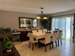 📍 CASA EN VENTA – 4 HAB + JARDÍN | PORTAL SAN ISIDRO II | ZONA 16 - 4